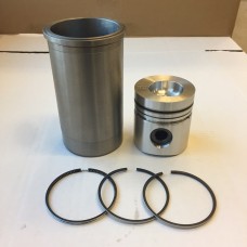 INTERNATIONAL D155 D206 D310 PISTON RING LINER KIT 3139586R95 385 440 584 686 - 31-64